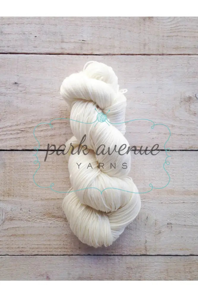 Alegria Natural Yarn: Fingering