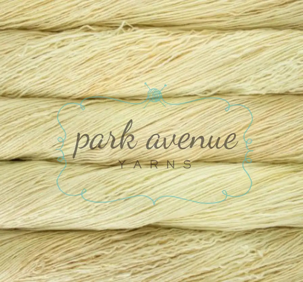 Mechita Ivory Yarn: Fingering