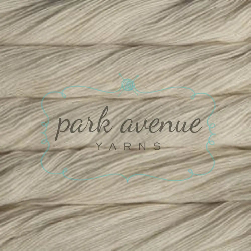 Mechita Natural Yarn: Fingering