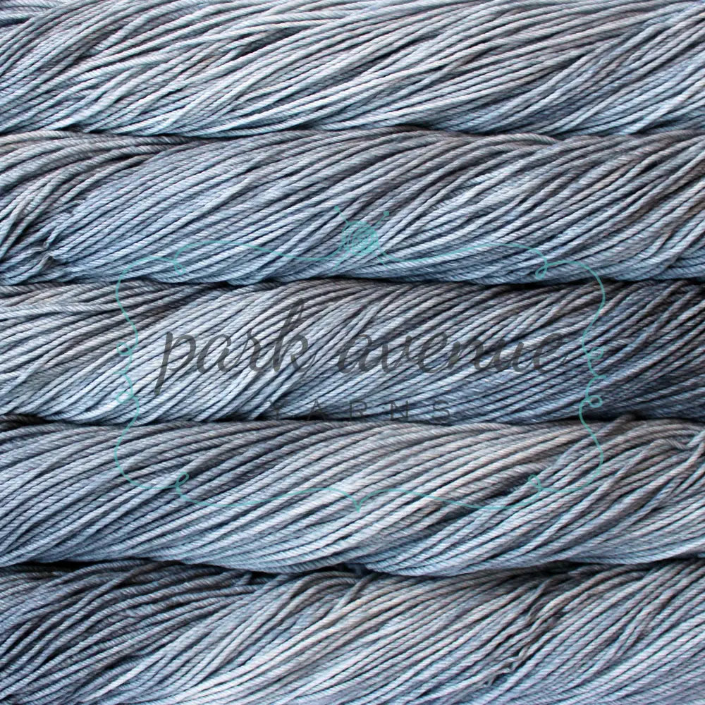 Rios Gris Yarn: Worsted