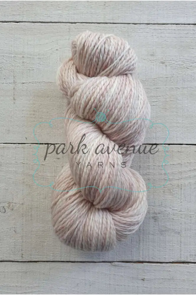 Marla Panna Yarn: DK